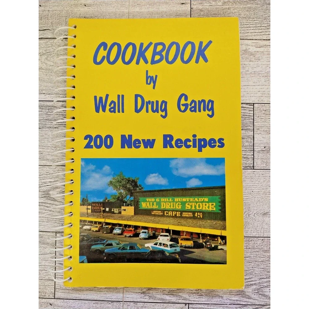Wall Drug Store Cafe COOKBOOK South Dakota VTG 1980s Souvenir Pecan Rolls Recipe